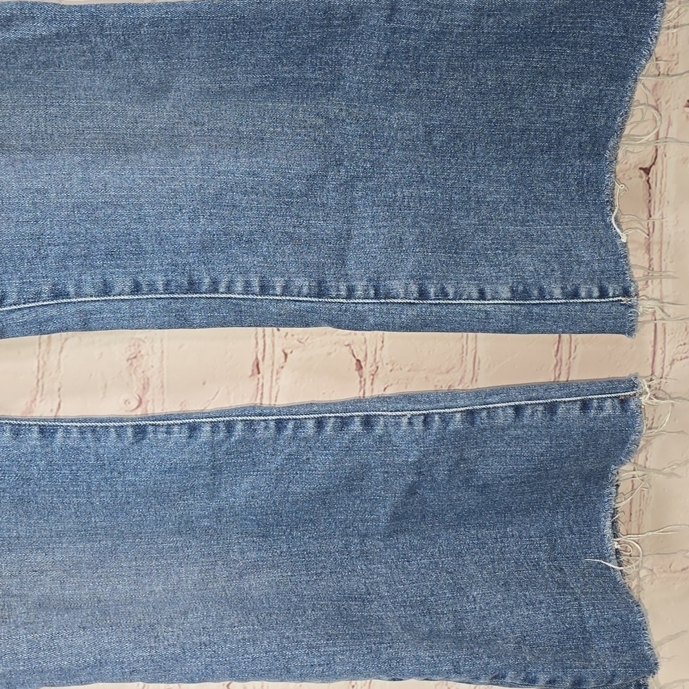 Madewell Mid Rise Kick Out Jean Non Distressed Womens Size 33 - Picture 4 of 16